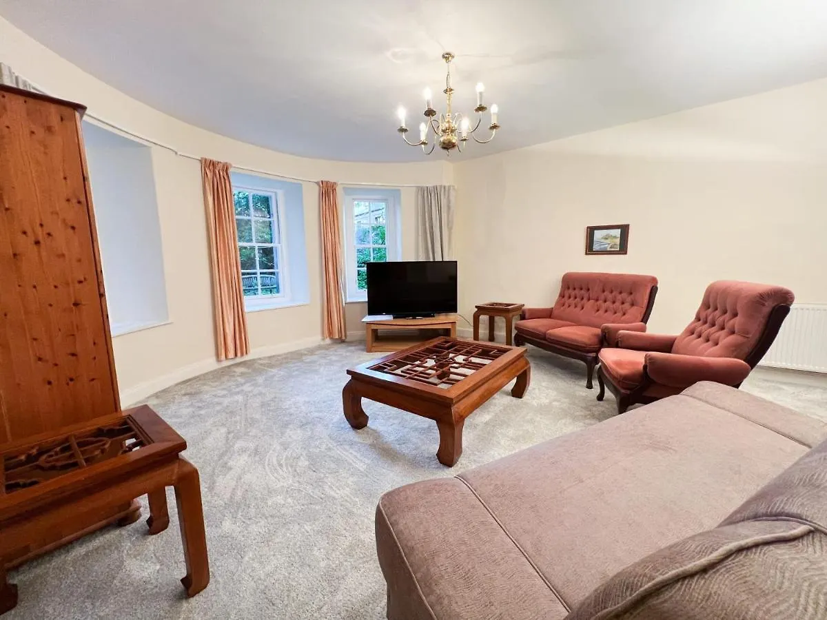 Apartment Spacious Flat Sleeps 8 Near Princes Street Edinburgh